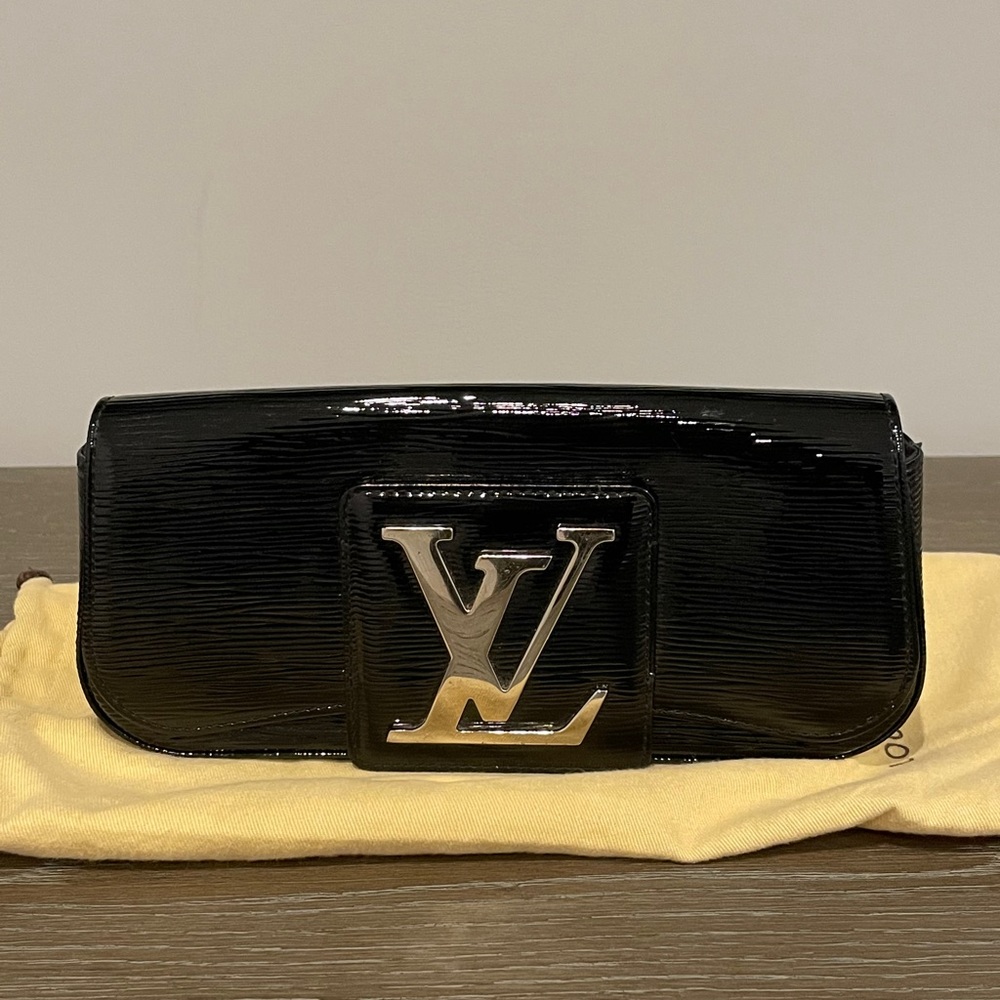 Louis Vuitton Sobe Clutch * 100% Authenic